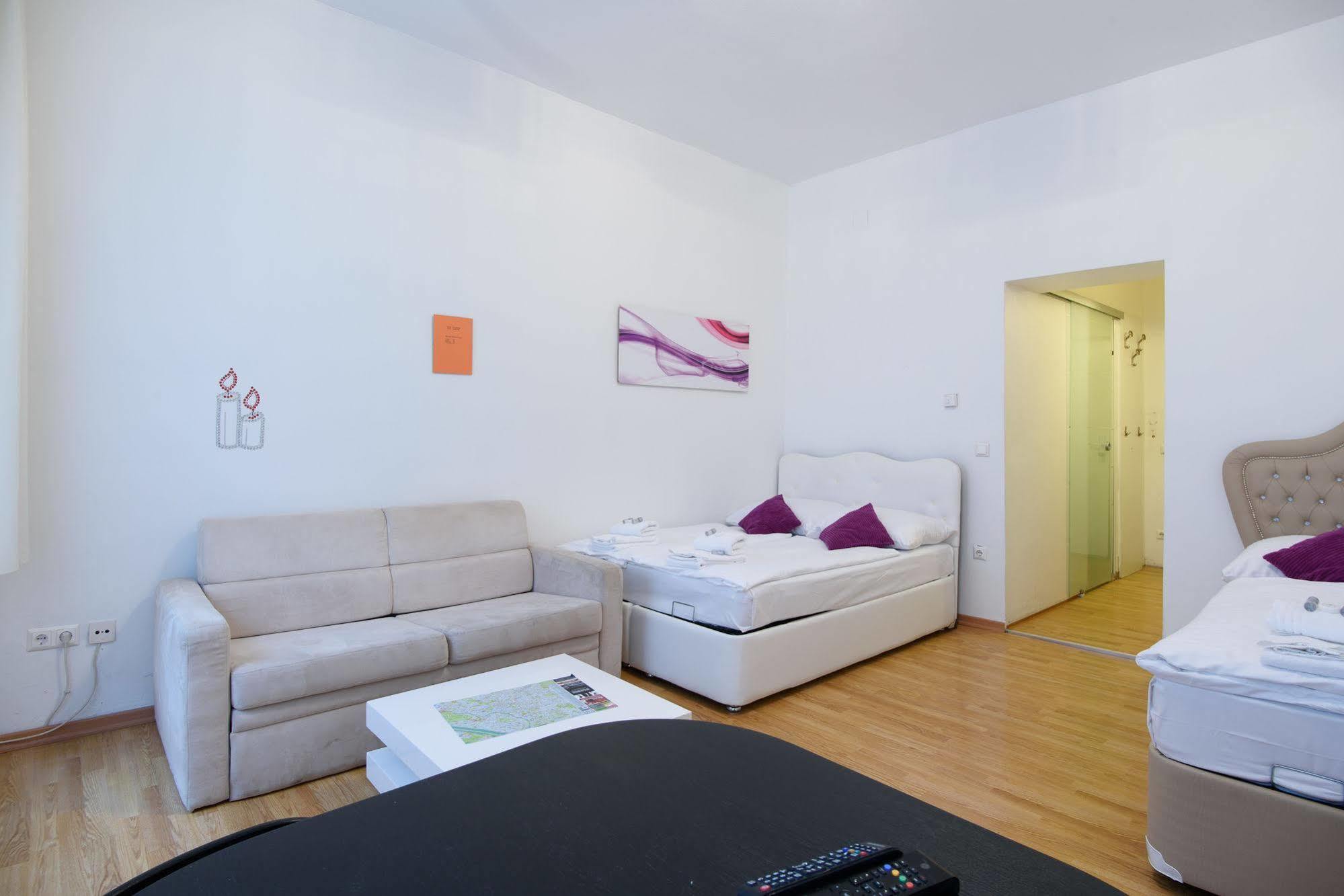 Royal Resort Apartments Belvedere Wina Bagian luar foto