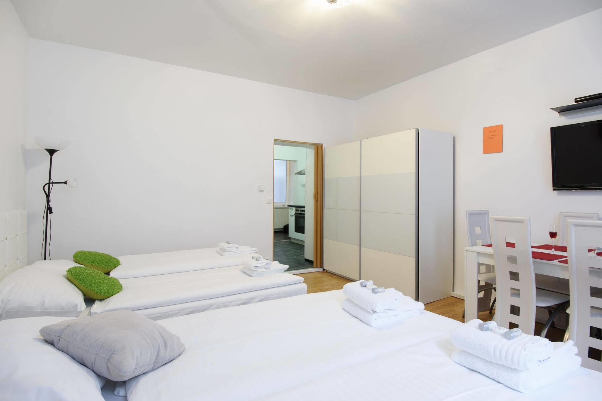 Royal Resort Apartments Belvedere Wina Bagian luar foto